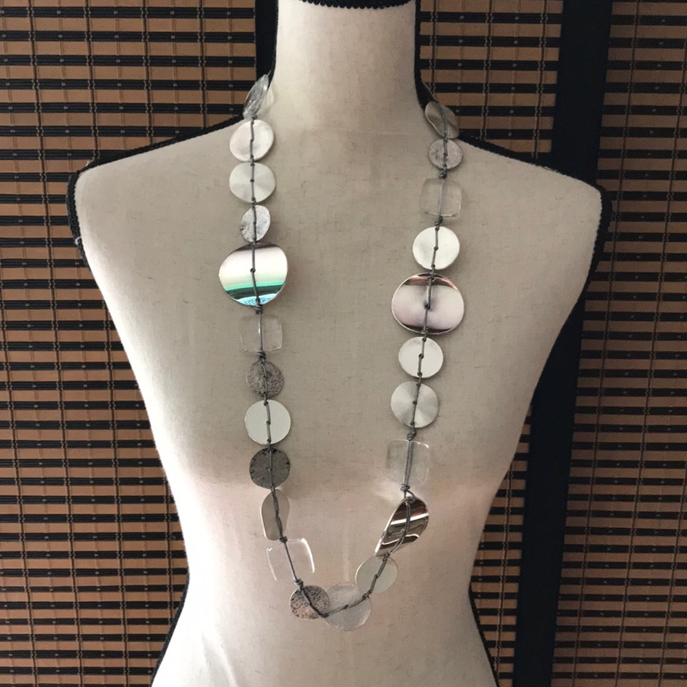 Woman’s necklace